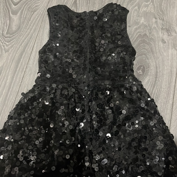 Black sequin The children’s place toddler size 5. - Picture 5 of 6